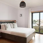 Spacious 3br With Terrace | *
