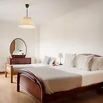 Spacious 3br With Terrace | * Cascais