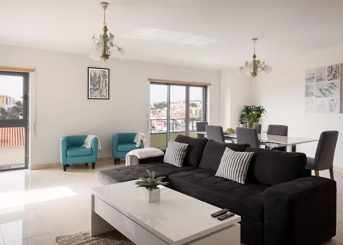 Spacious 3br With Terrace |