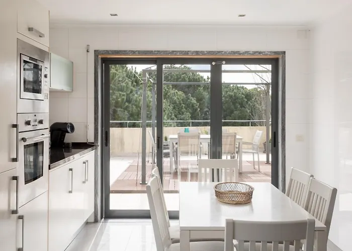 Apartment Spacious 3br With Terrace |