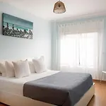 דירה Spacious 3br With Terrace | קסקאיס