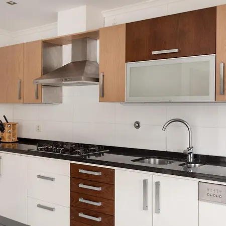 Spacious 3br With Terrace | * Cascais