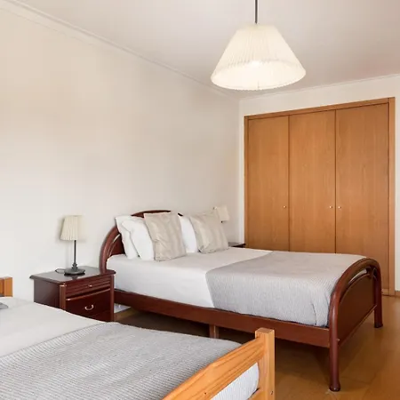Spacious 3br With Terrace | *